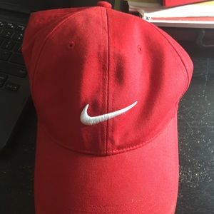 Nike Golf hat red